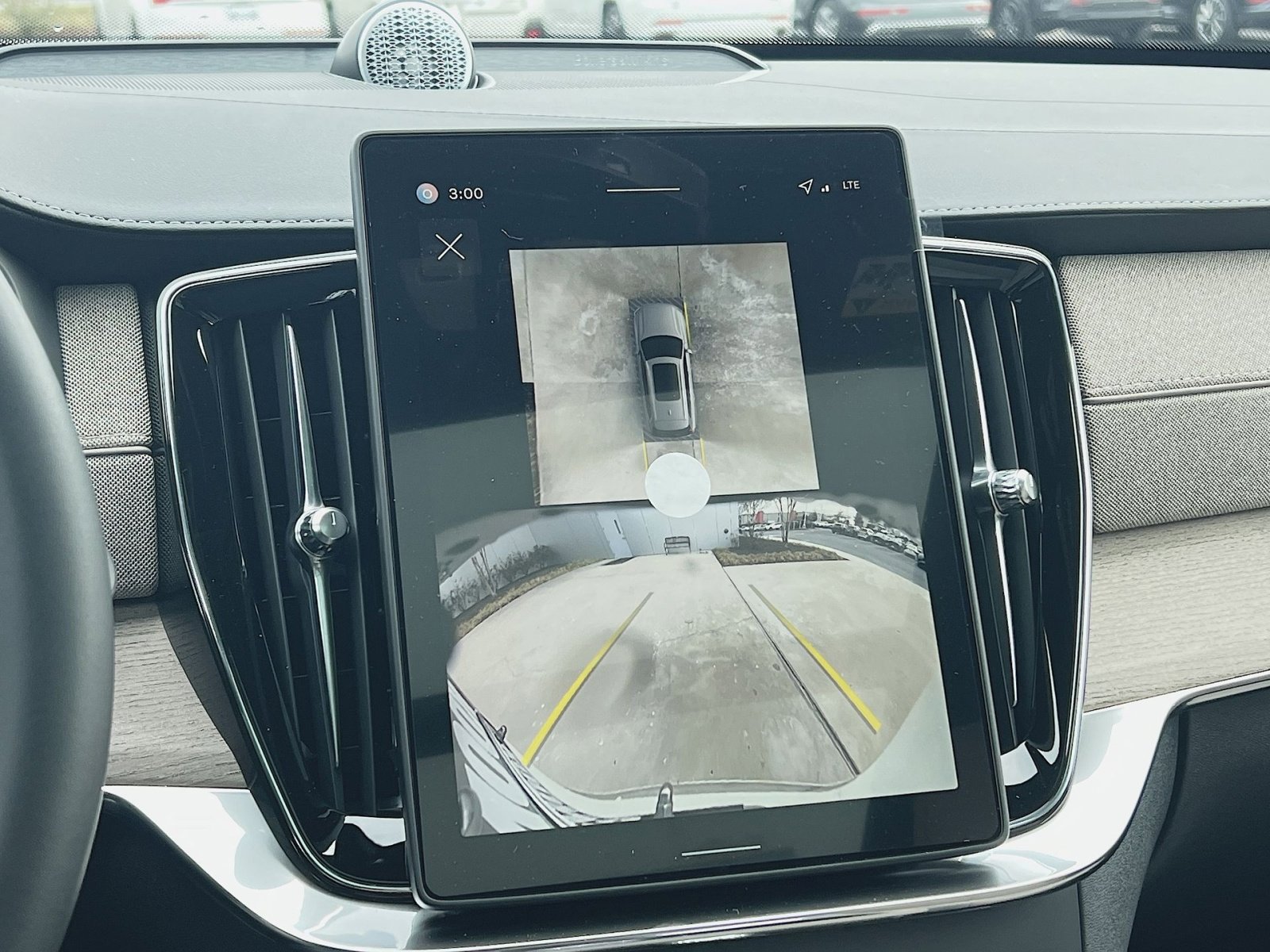 New 2026 Volvo XC90 T8 Ultra w/ Protection Package image 19