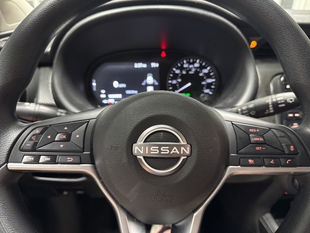 Used 2023 Nissan Kicks SV image 10