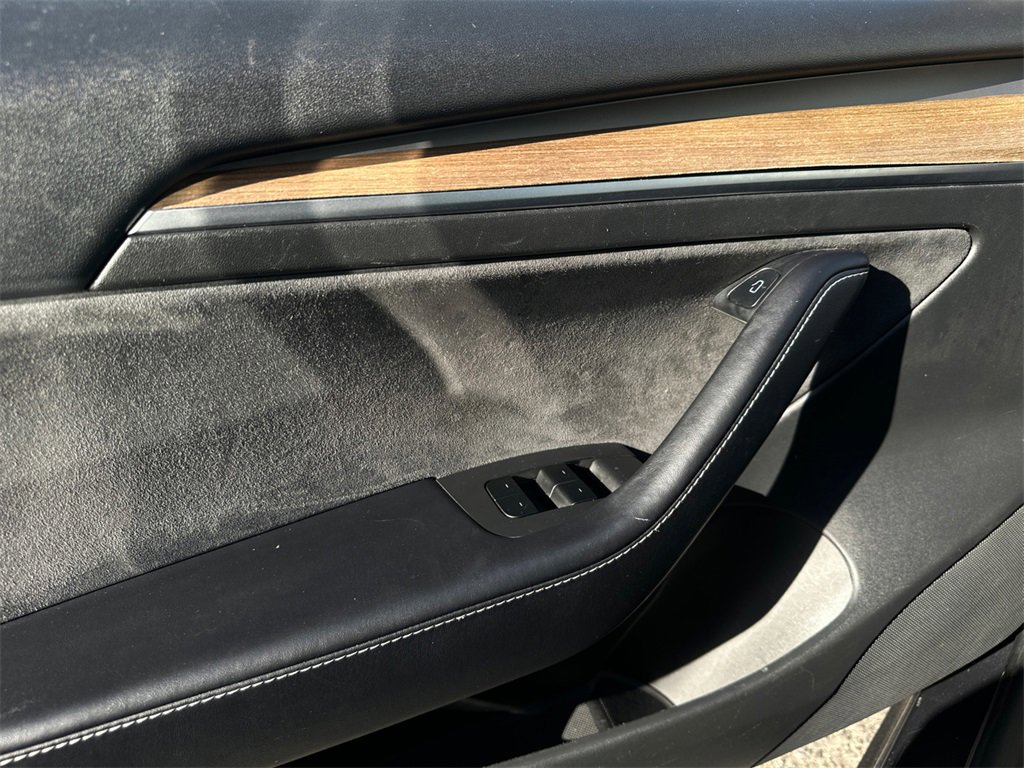 Used 2022 Tesla Model 3 image 29
