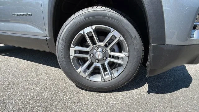 New 2026 GMC Terrain Elevation w/ Technology Package II AWD/4WD image 9