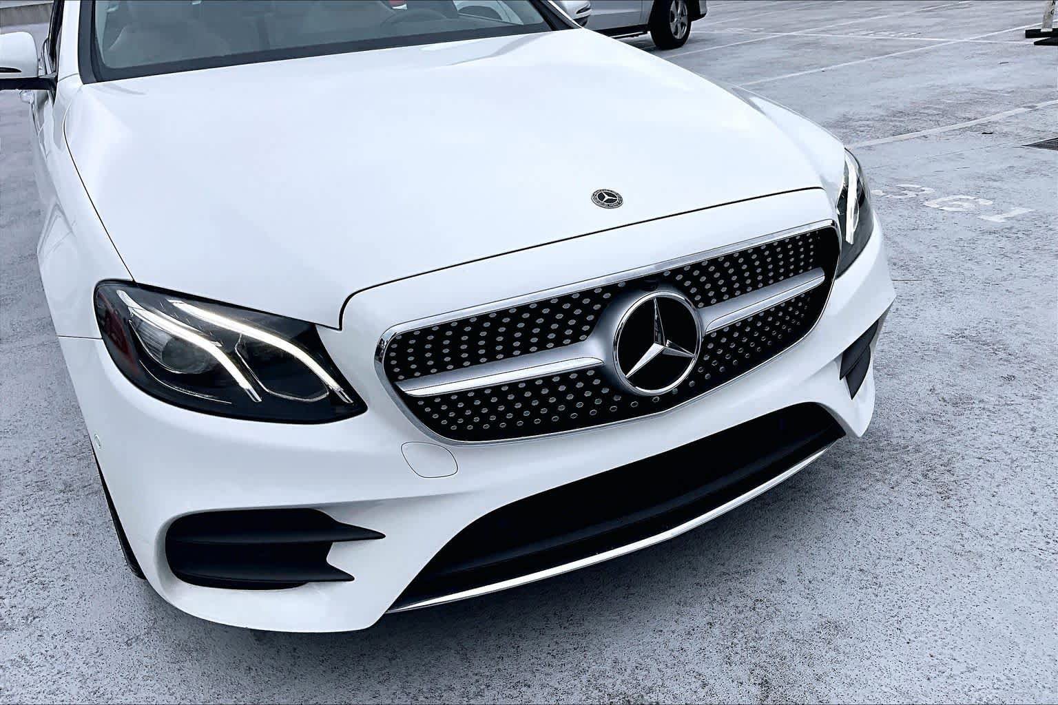 Used 2020 Mercedes-Benz E 350 4MATIC Sedan w/ Parking Assistance Package image 30
