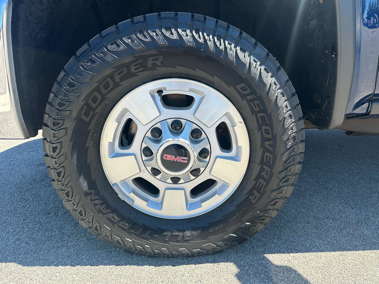 Used 2015 GMC Sierra 2500 SLE AWD/4WD image 15