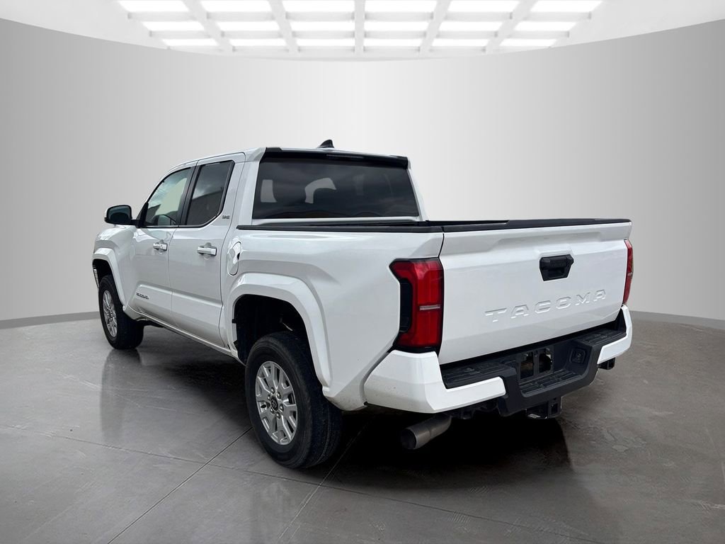 Used 2024 Toyota Tacoma SR5 RWD image 4