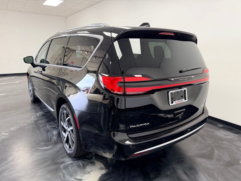 New 2027 Chrysler Pacifica Pinnacle AWD/4WD image 25