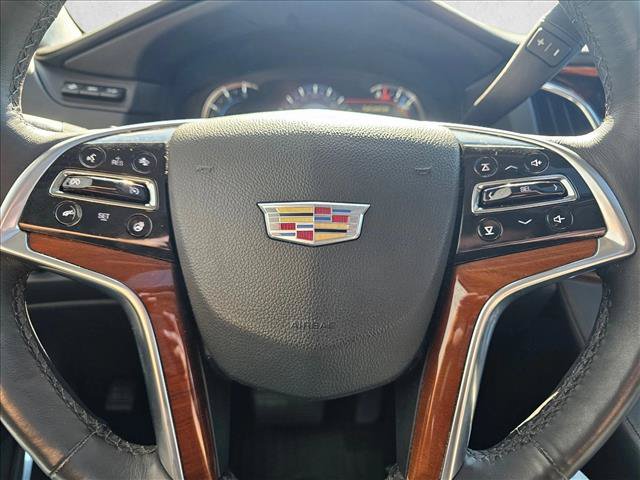 Used 2017 Cadillac Escalade Luxury AWD/4WD image 21