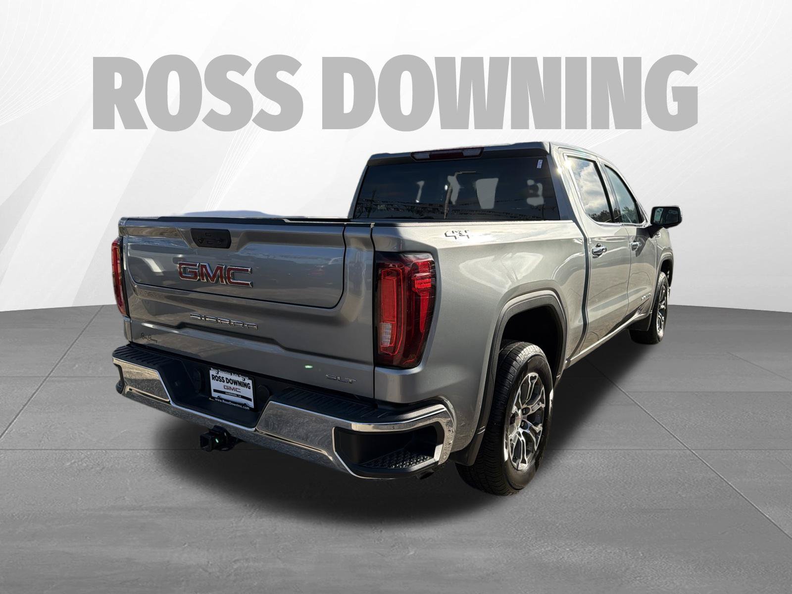 Used 2025 GMC Sierra 1500 SLT AWD/4WD image 4