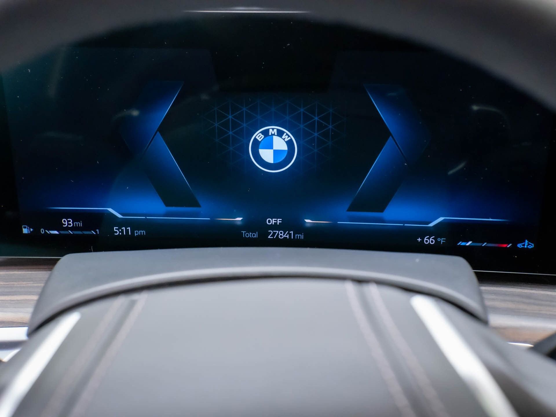 Certified 2023 BMW X7 xDrive40i w/ Premium Package image 23