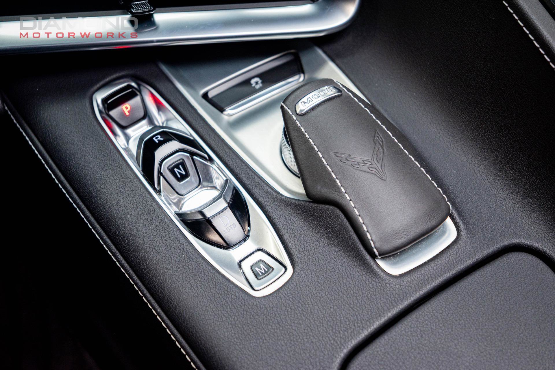 Used 2022 Chevrolet Corvette Stingray Coupe w/ Z51 Performance Package RWD image 17