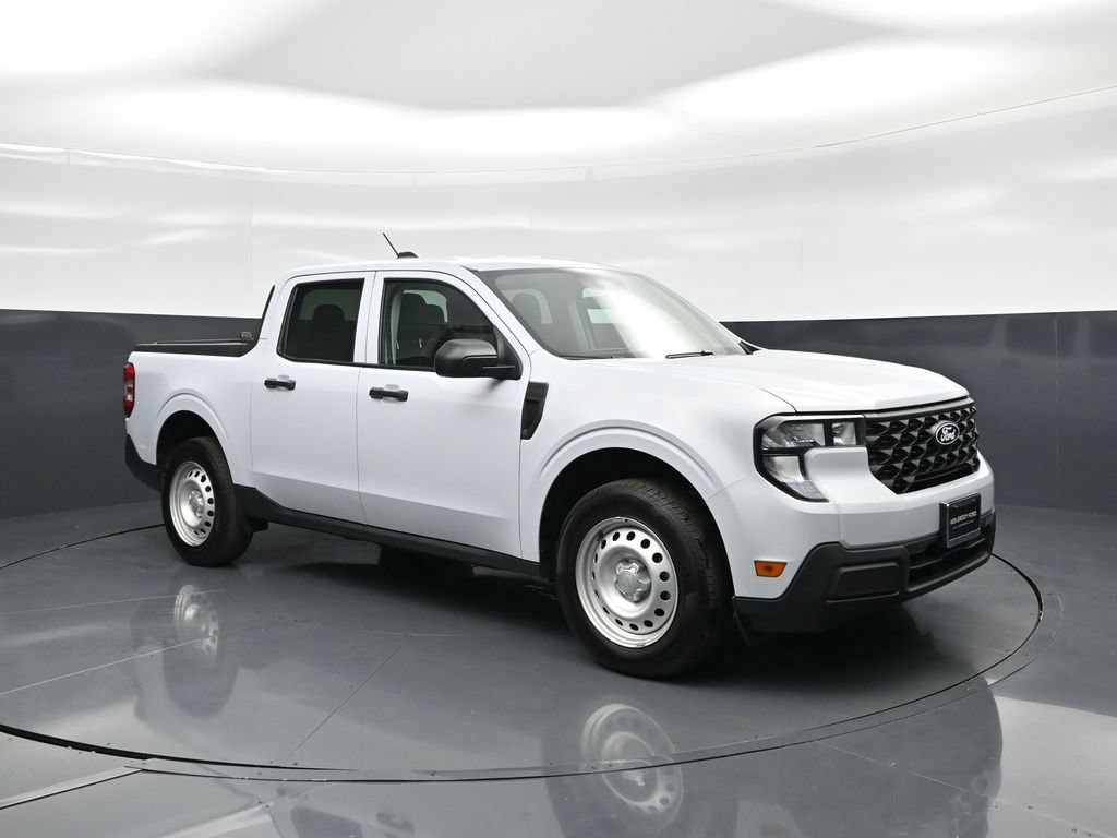 Certified 2025 Ford Maverick XL FWD image 19