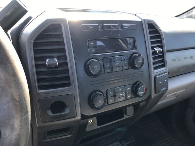 Used 2018 Ford F250 XL w/ Power Equipment Group RWD image 8