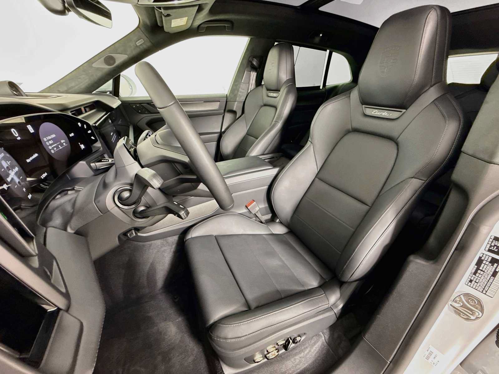 New 2026 Porsche Cayenne Turbo Electric AWD/4WD image 5