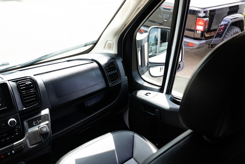 Used 2023 RAM ProMaster 2500 image 10