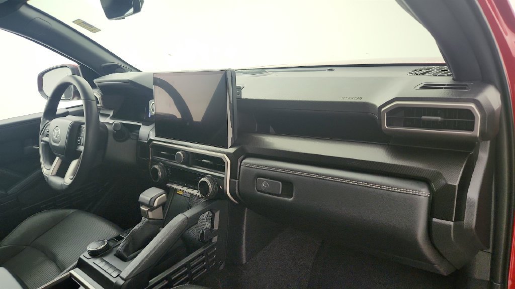 Used 2025 Toyota 4Runner Limited RWD image 30