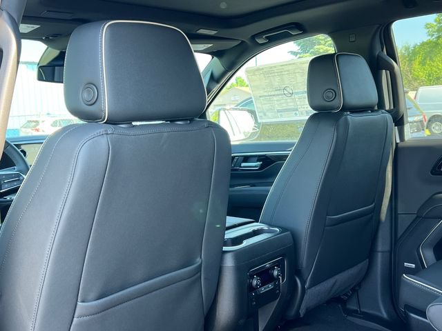 New 2026 Chevrolet Tahoe Premier w/ Sun And Tow Package AWD/4WD image 39