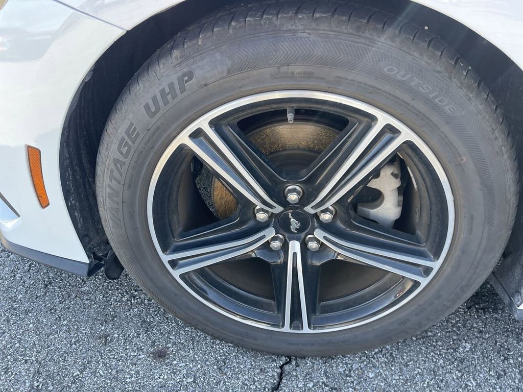 Used 2024 Ford Mustang Premium image 2