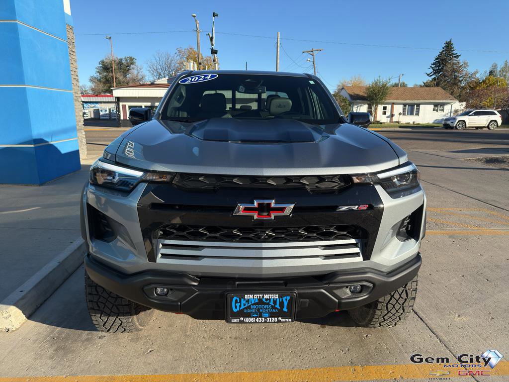 Used 2024 Chevrolet Colorado ZR2 w/ ZR2 Bison Edition image 3