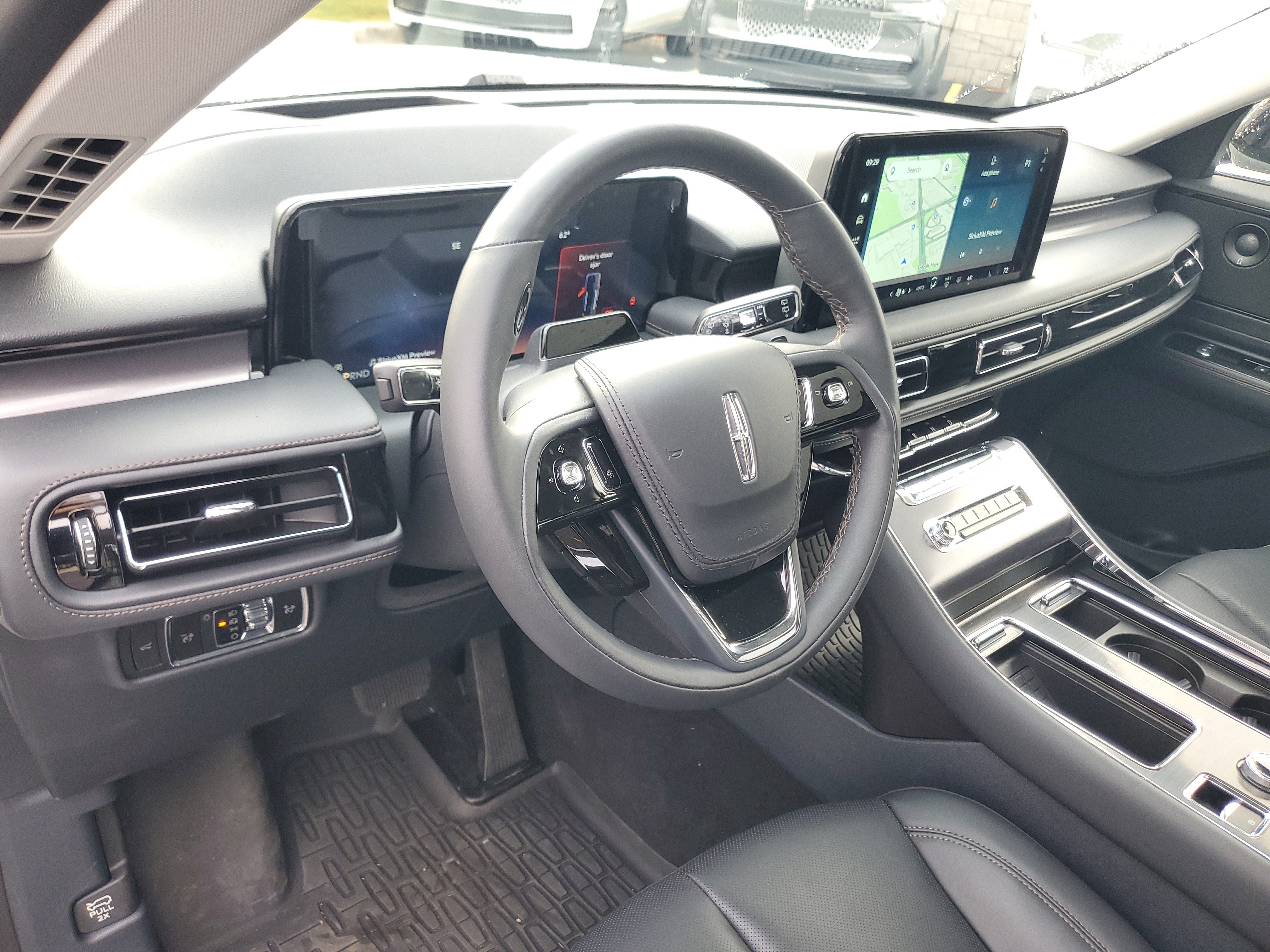New 2026 Lincoln Aviator AWD image 11