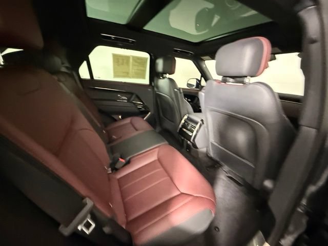 Used 2025 Land Rover Range Rover Sport Dynamic SE AWD/4WD image 36
