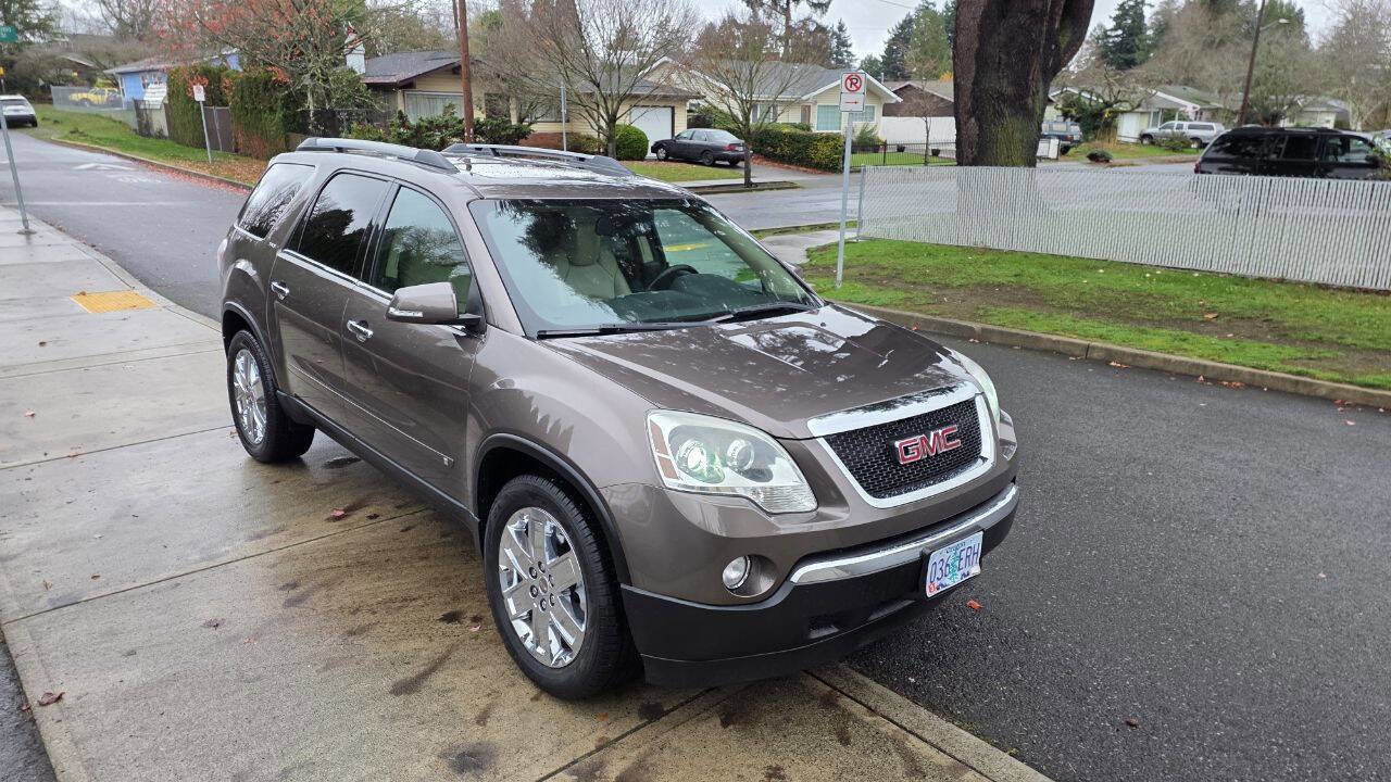 Used 2010 GMC Acadia SLT image 3