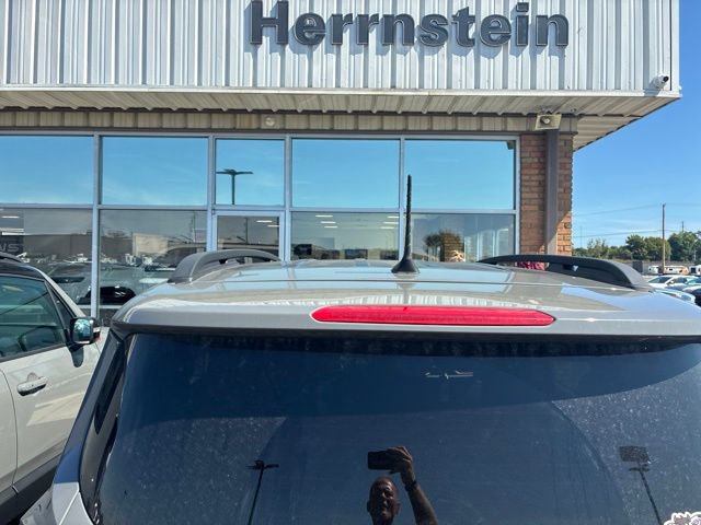 Used 2021 Jeep Renegade Trailhawk AWD/4WD image 4