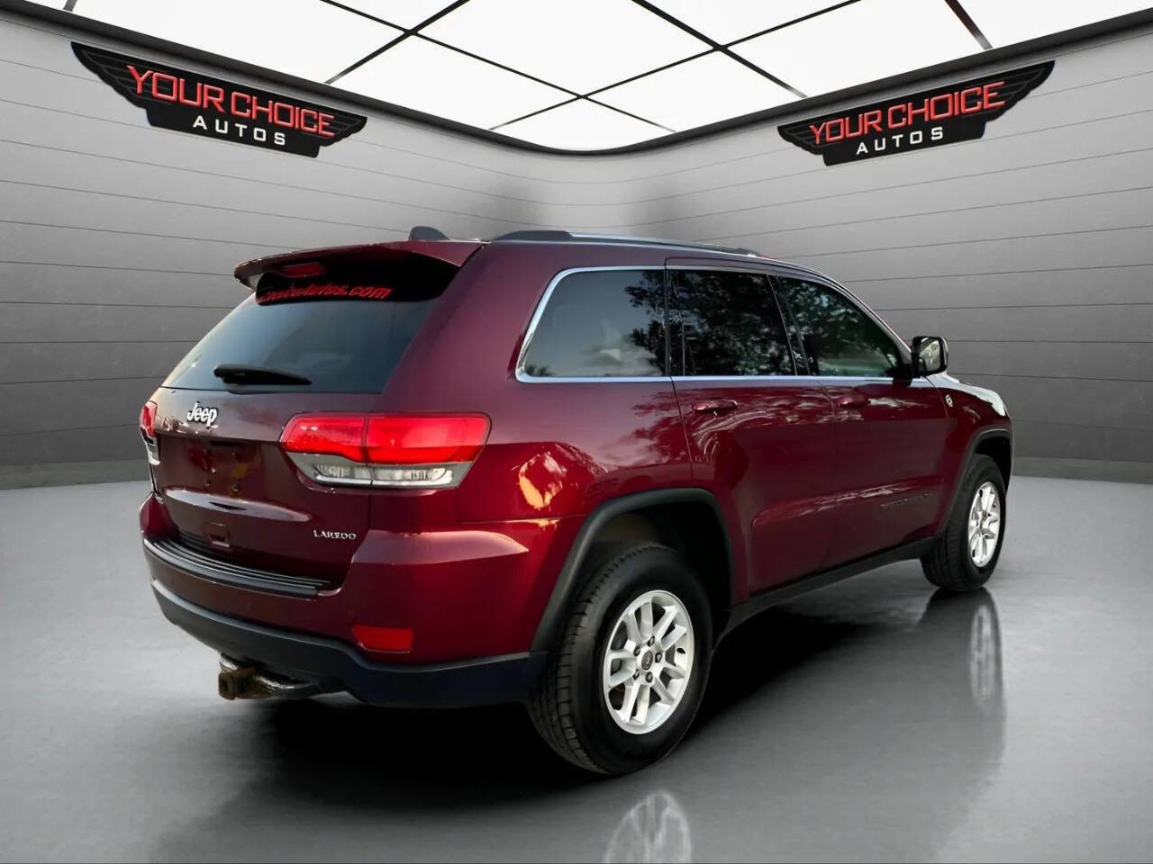 Used 2018 Jeep Grand Cherokee Laredo image 5