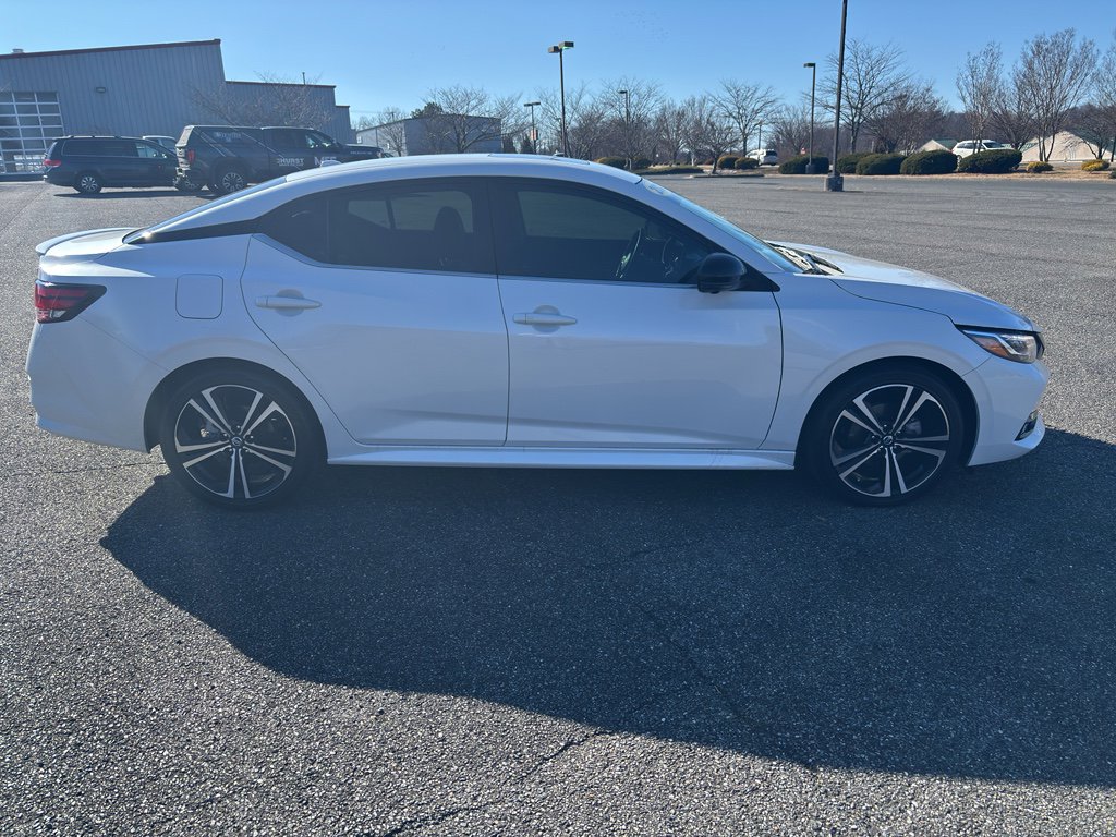 Used 2022 Nissan Sentra SR w/ Trunk Package image 4