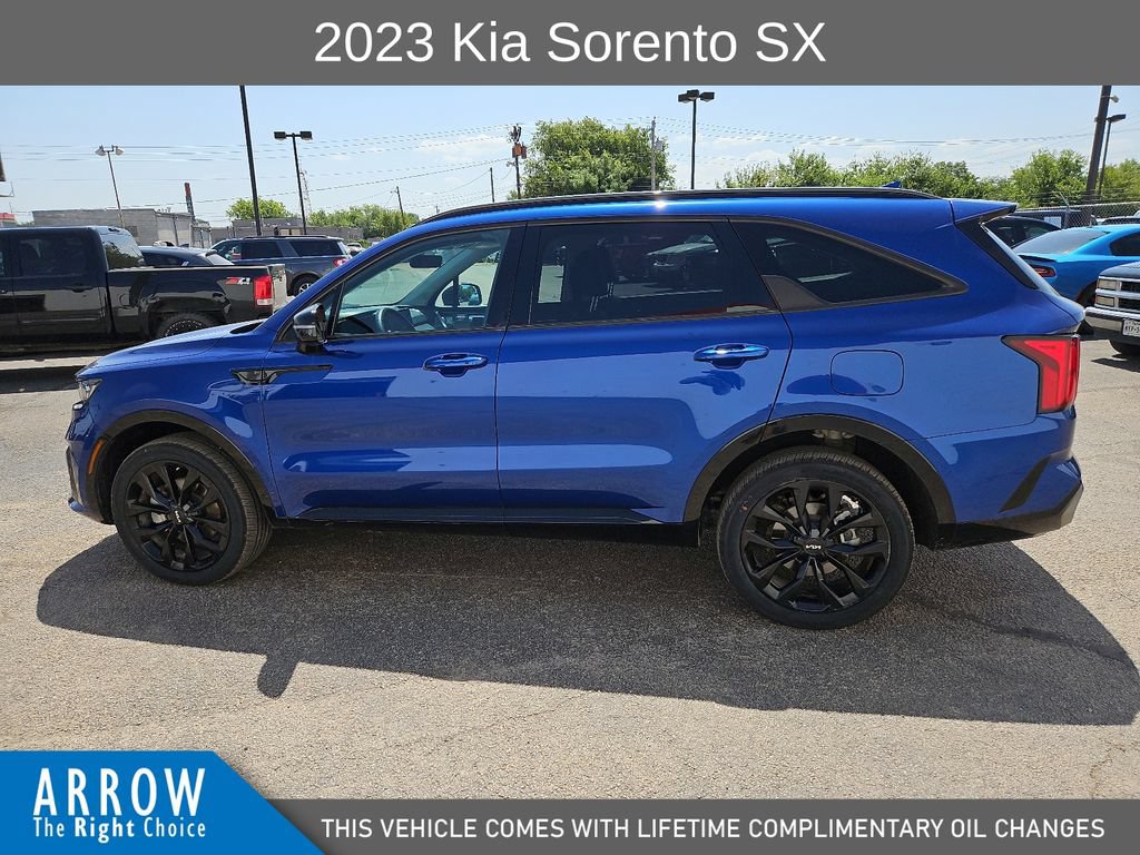 Used 2023 Kia Sorento SX AWD/4WD image 7