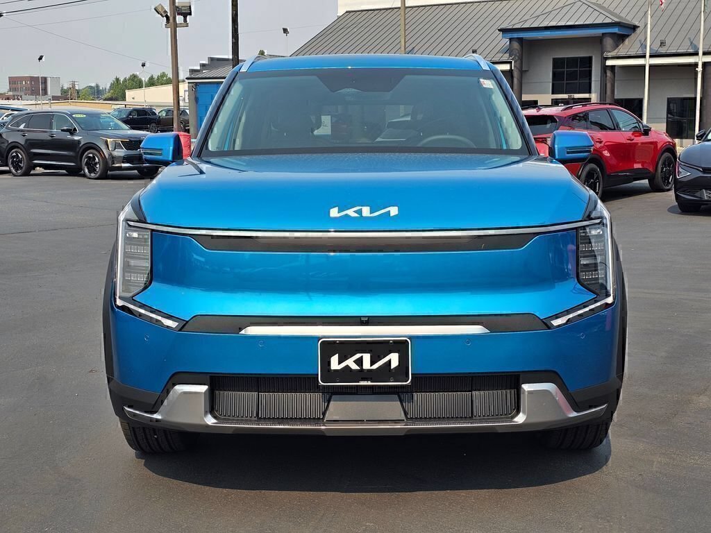 New 2026 Kia EV9 Wind AWD/4WD image 8