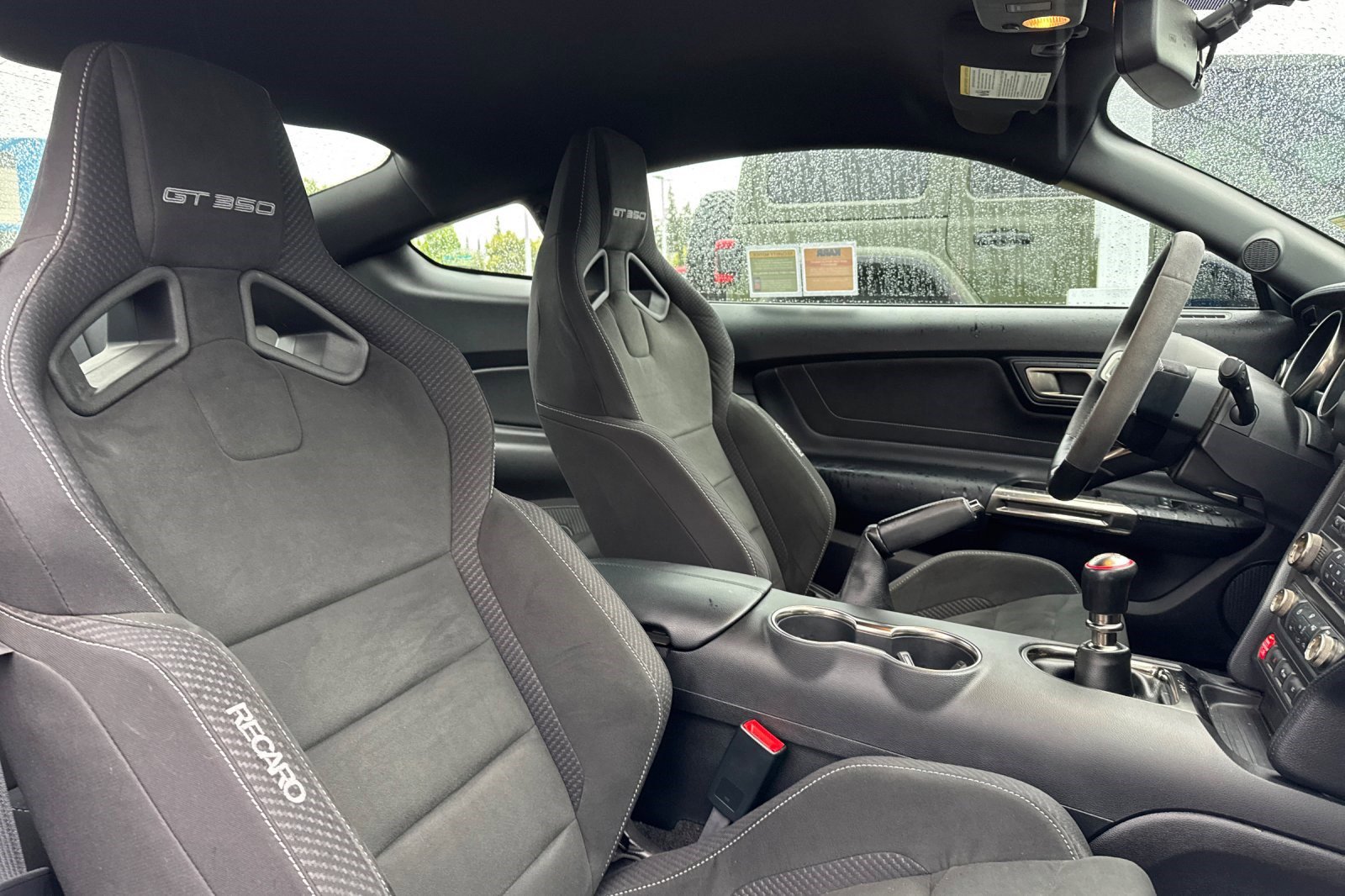 Used 2017 Ford Mustang Shelby GT350 image 30