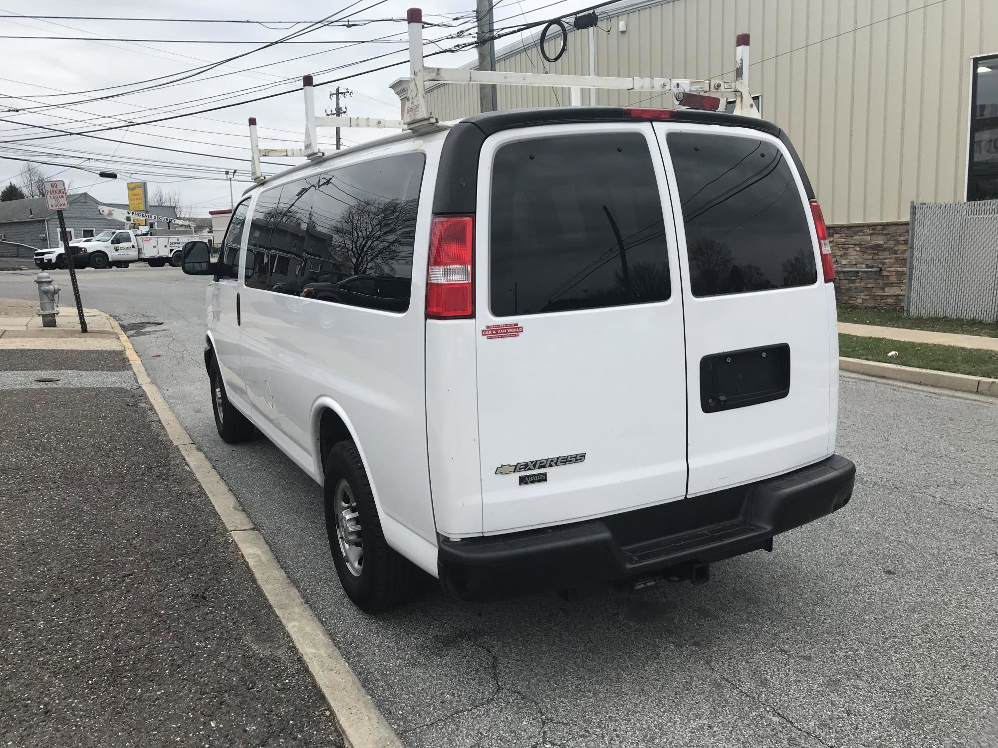 Used 2020 Chevrolet Express 3500 LS image 5