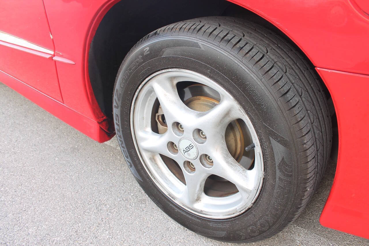 Used 2000 Pontiac Firebird Formula w/ Security Pkg RWD image 13