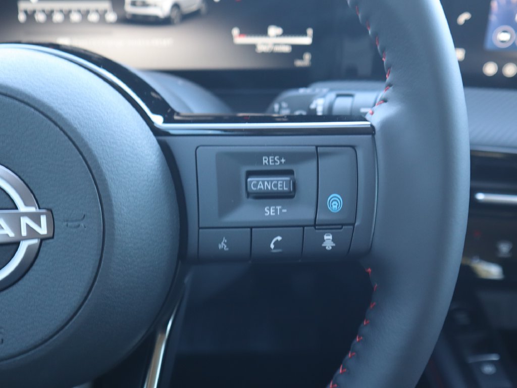 New 2026 Nissan Kicks SR w/ Illumination Package FWD image 15