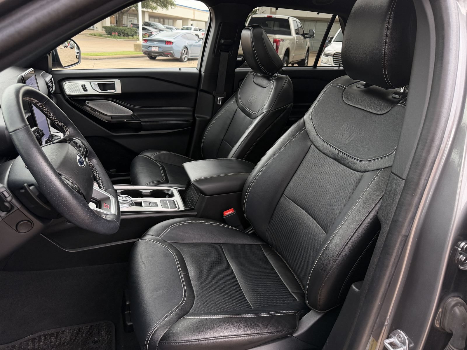 Used 2022 Ford Explorer ST w/ Equipment Group 401A RWD image 27