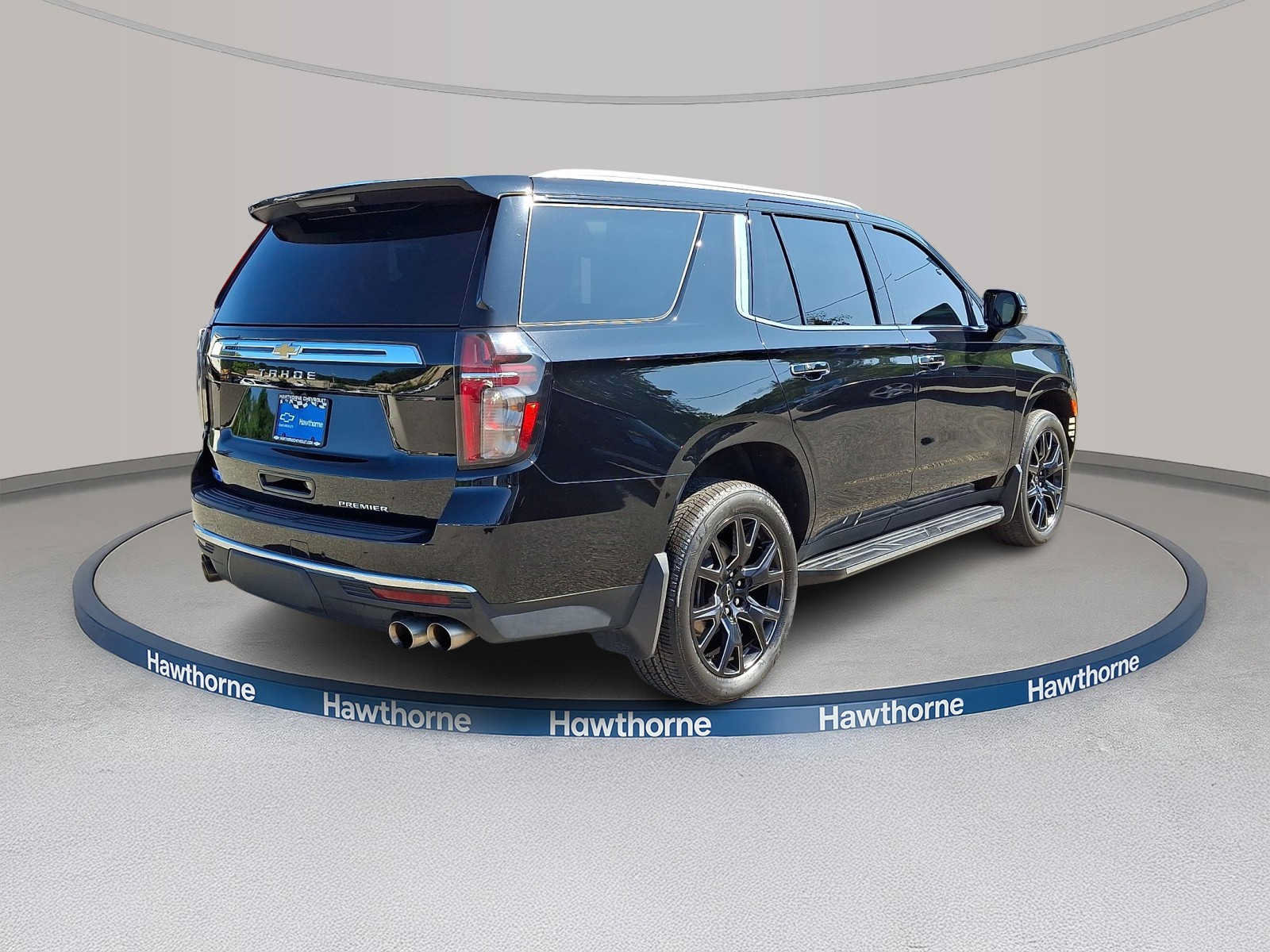 Used 2023 Chevrolet Tahoe Premier AWD/4WD image 6