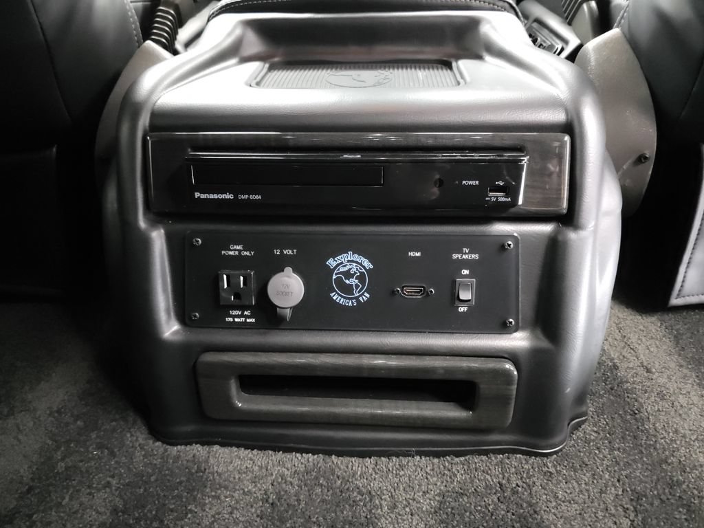 Used 2026 Chevrolet Express 2500 Extended w/ Driver Convenience Package RWD image 24