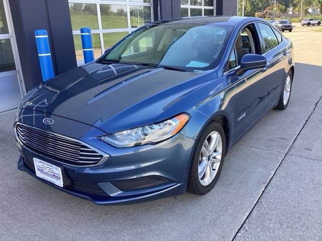 Used 2018 Ford Fusion S FWD image 2