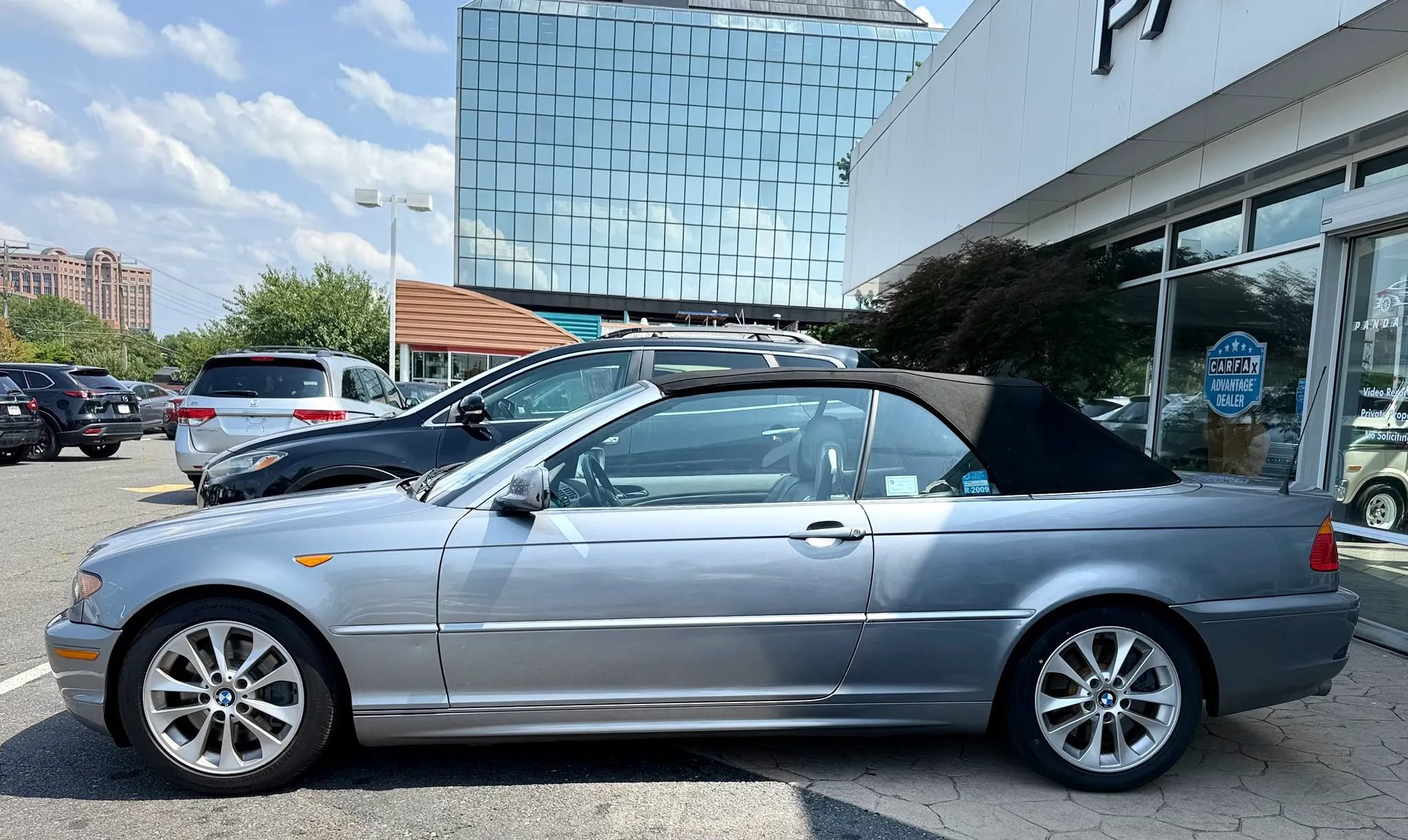Used 2004 BMW 330Ci Convertible RWD image 5
