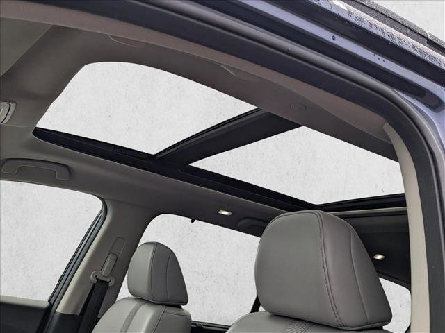 Used 2023 Honda Pilot Touring image 13