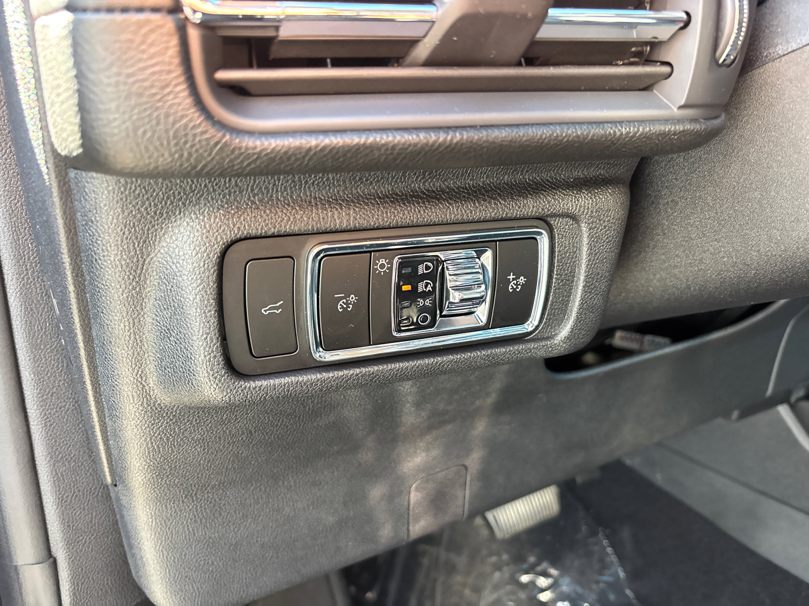 New 2026 Lincoln Corsair Reserve AWD/4WD image 14