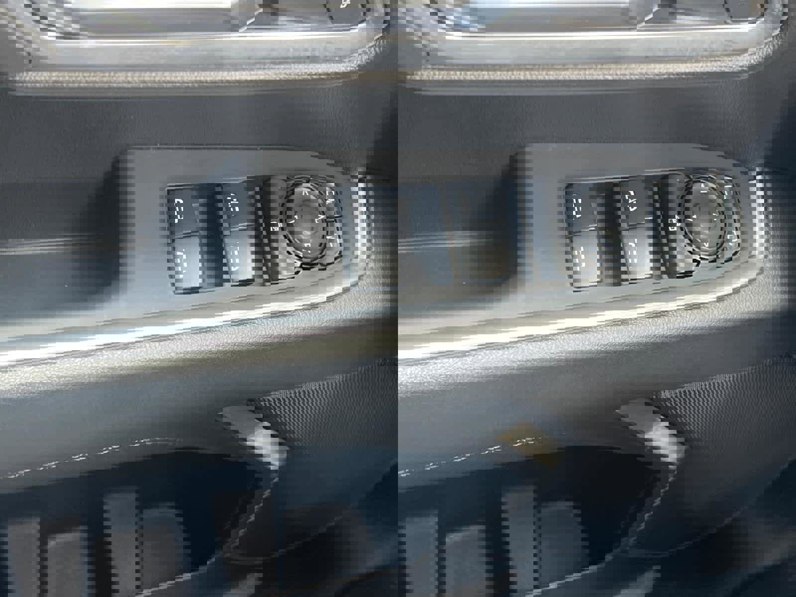 Certified 2025 Chevrolet Silverado 1500 LT image 22