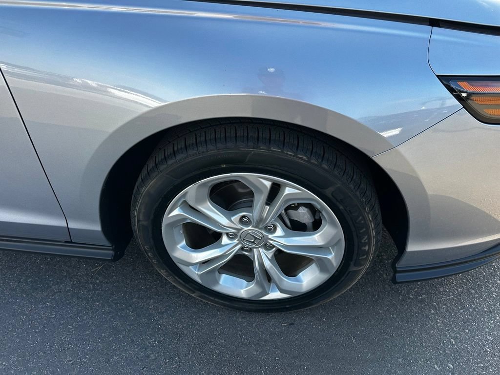Used 2023 Honda Accord LX image 12