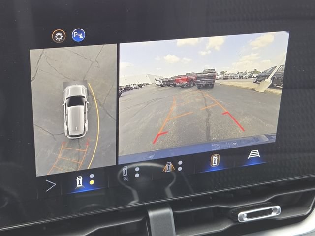 New 2026 Chevrolet Equinox LT w/ Safety and Technology Package AWD/4WD image 9