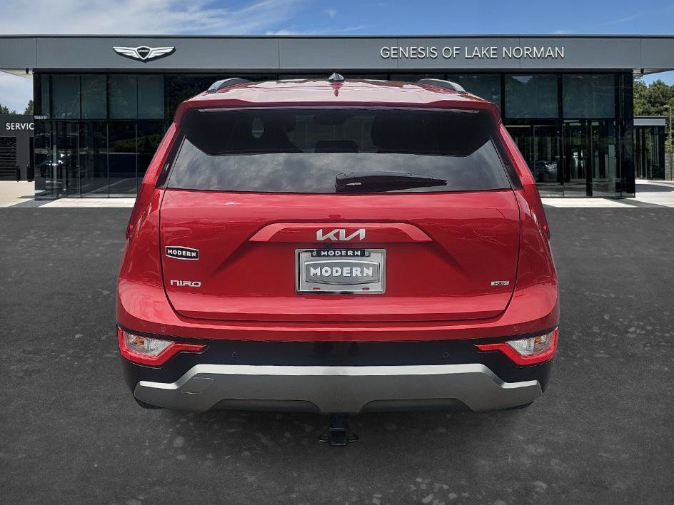 Used 2024 Kia Niro FWD image 8