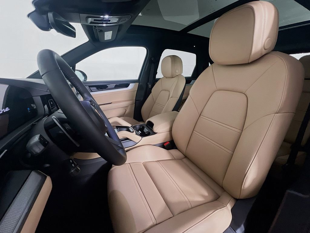 New 2026 Porsche Cayenne image 5