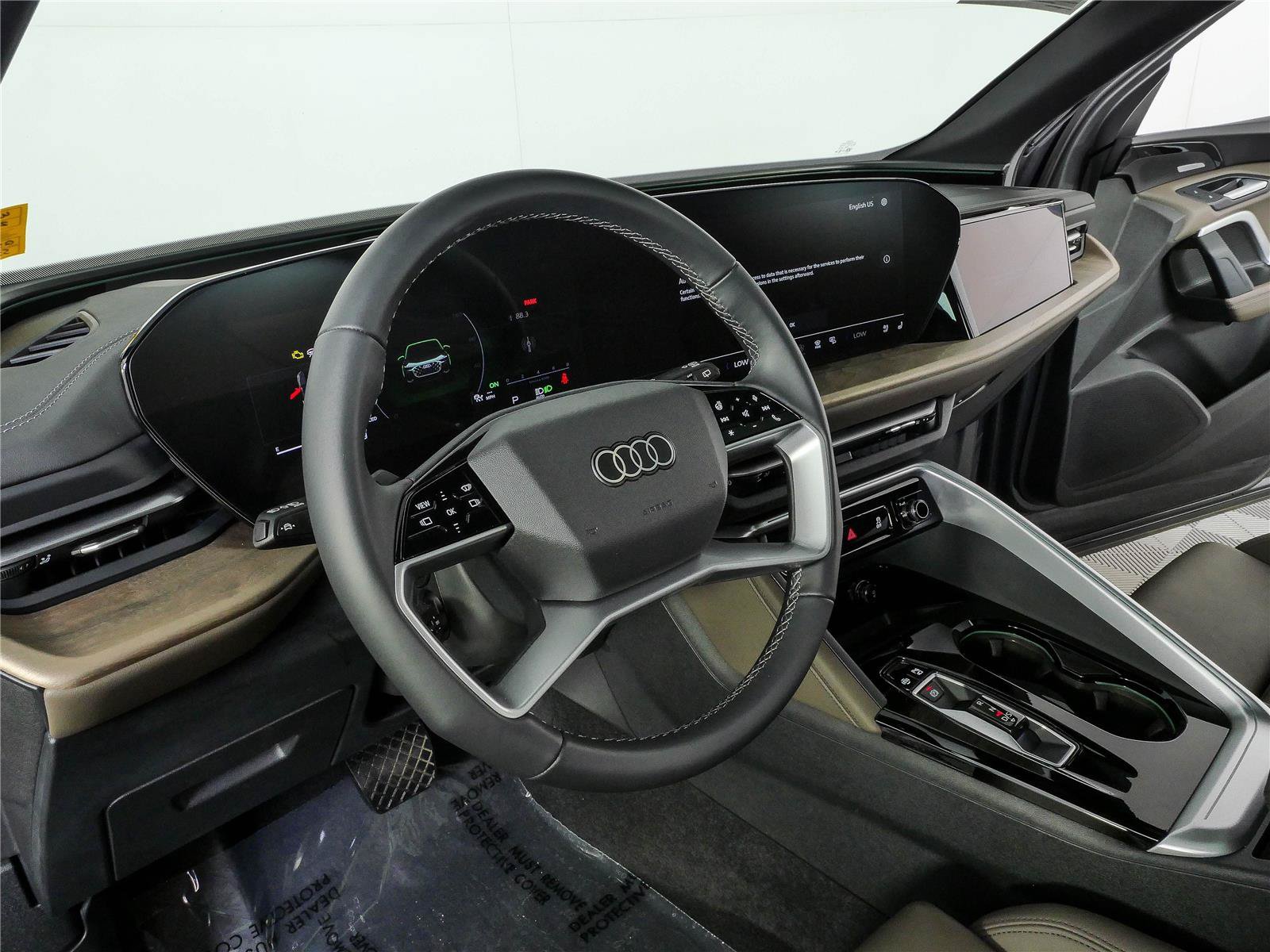 Used 2025 Audi Q5 Prestige w/ 20" Wheel Package AWD/4WD image 4