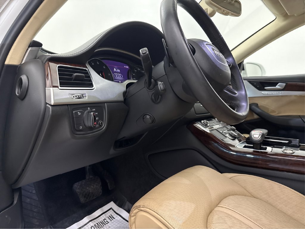 Used 2014 Audi A8 3.0T AWD/4WD image 29