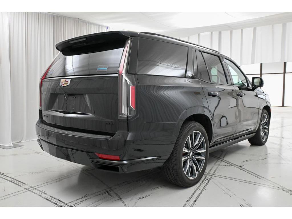 Used 2022 Cadillac Escalade Sport Platinum w/ Heavy-Duty Trailer Package image 7