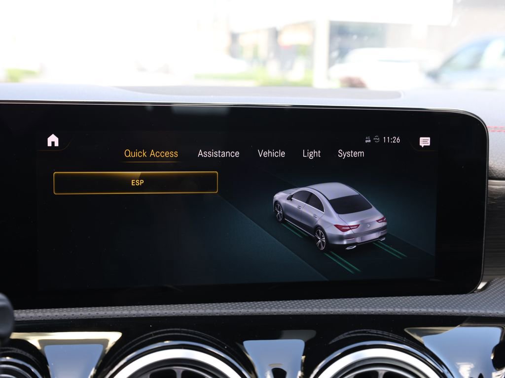 Used 2023 Mercedes-Benz CLA 250 4MATIC image 30