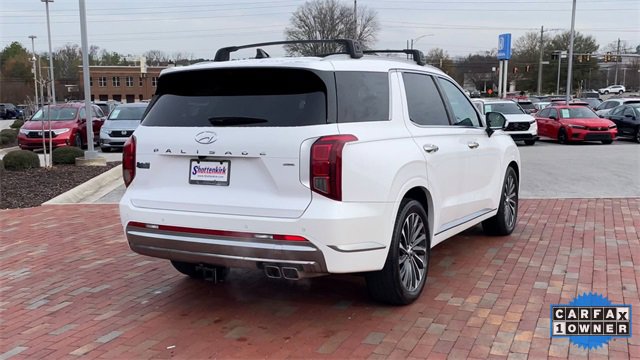 Used 2024 Hyundai Palisade Calligraphy image 9