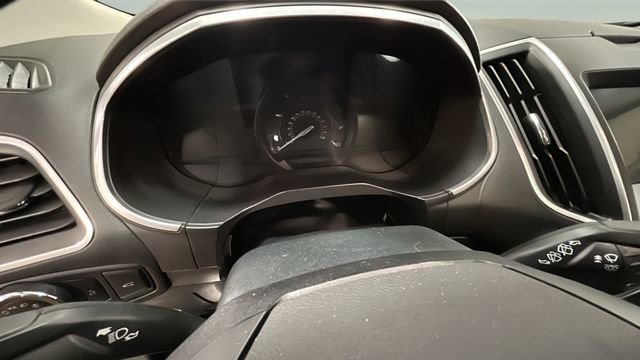 Used 2016 Ford Edge Titanium w/ Equipment Group 302A image 13